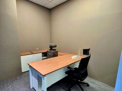 Oue Downtown (D1), Office #519729851